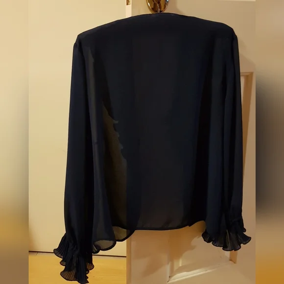 🦋Host Pick🦋 Vintage sheer cover-up Lavender of Melbourne - Picture 7 of 9